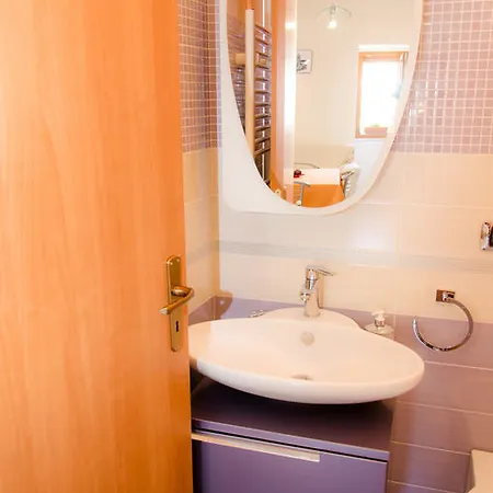 Bed and Breakfast La Perla Nelle Dolomiti